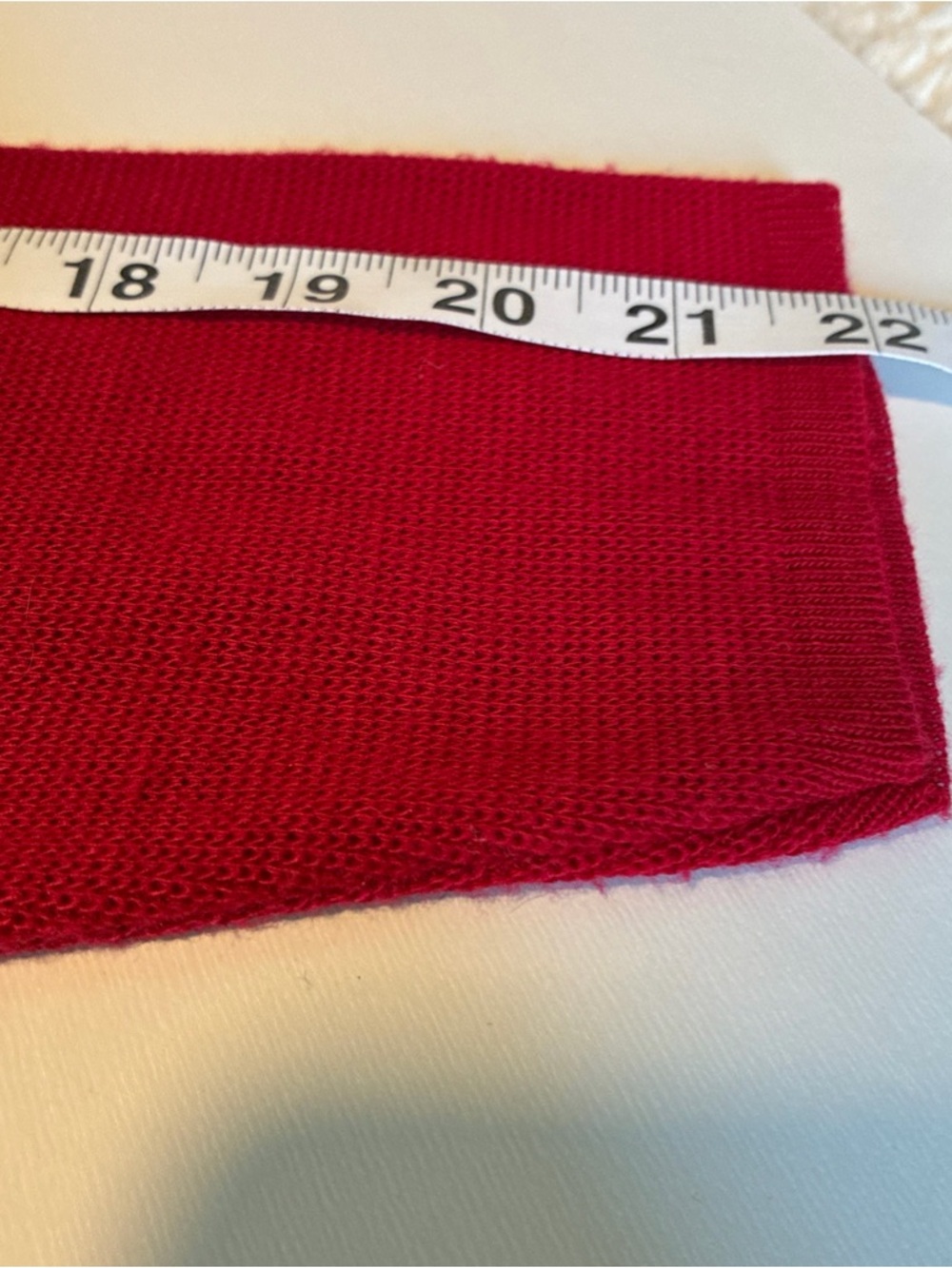Leslie Fay Red Crewneck Sweater with Black Collar - Picture 11 of 15